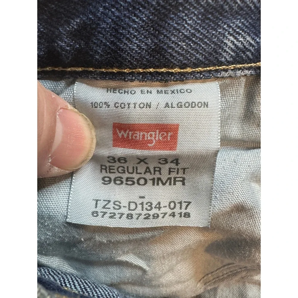 Wrangler Regular Fit‎ Jeans Mens 36x34 (35x32) Medium Wash Blue Denim 96501MR